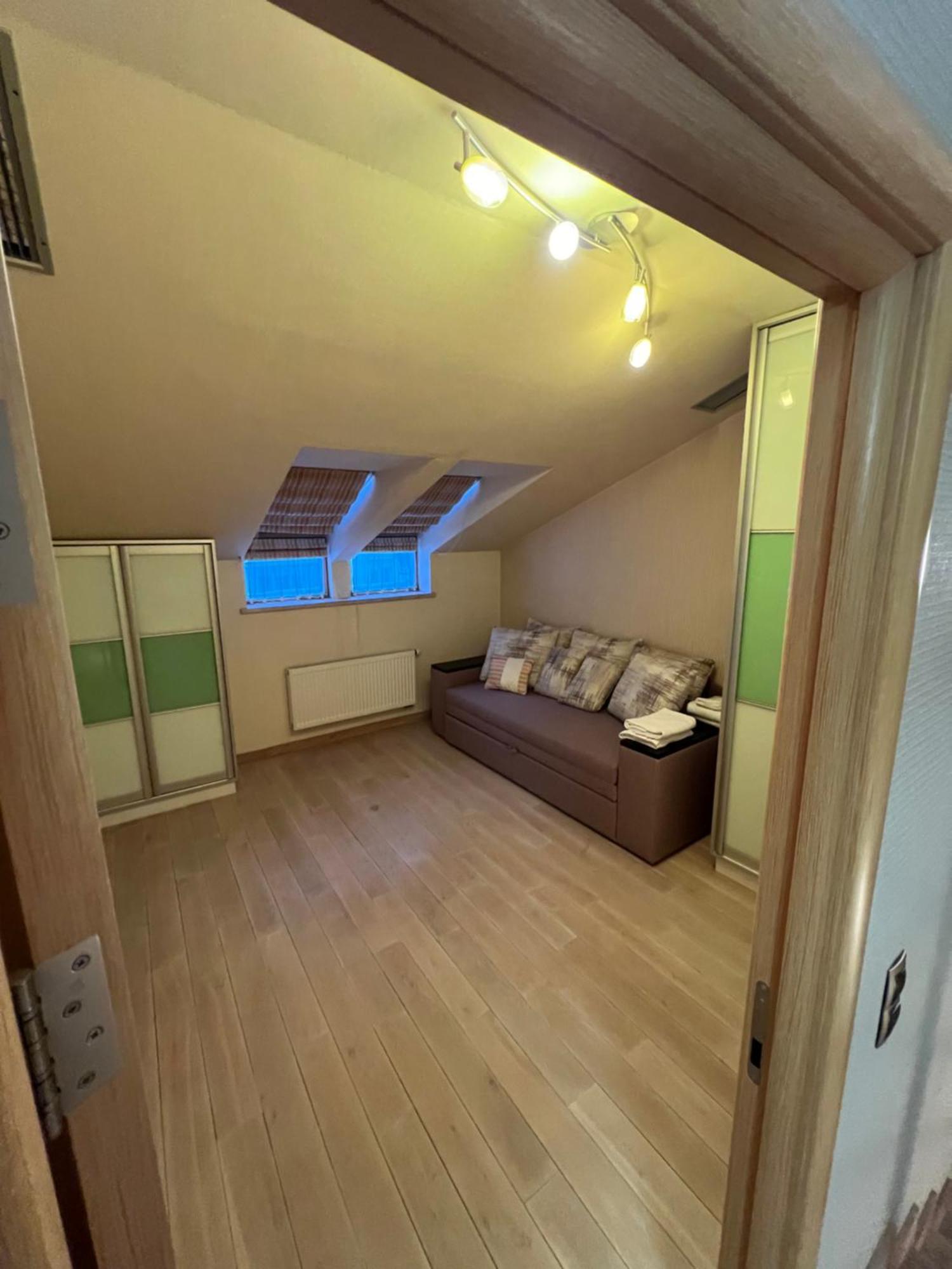 Apartment On Arkhipenka With Panorama View リヴィウ エクステリア 写真