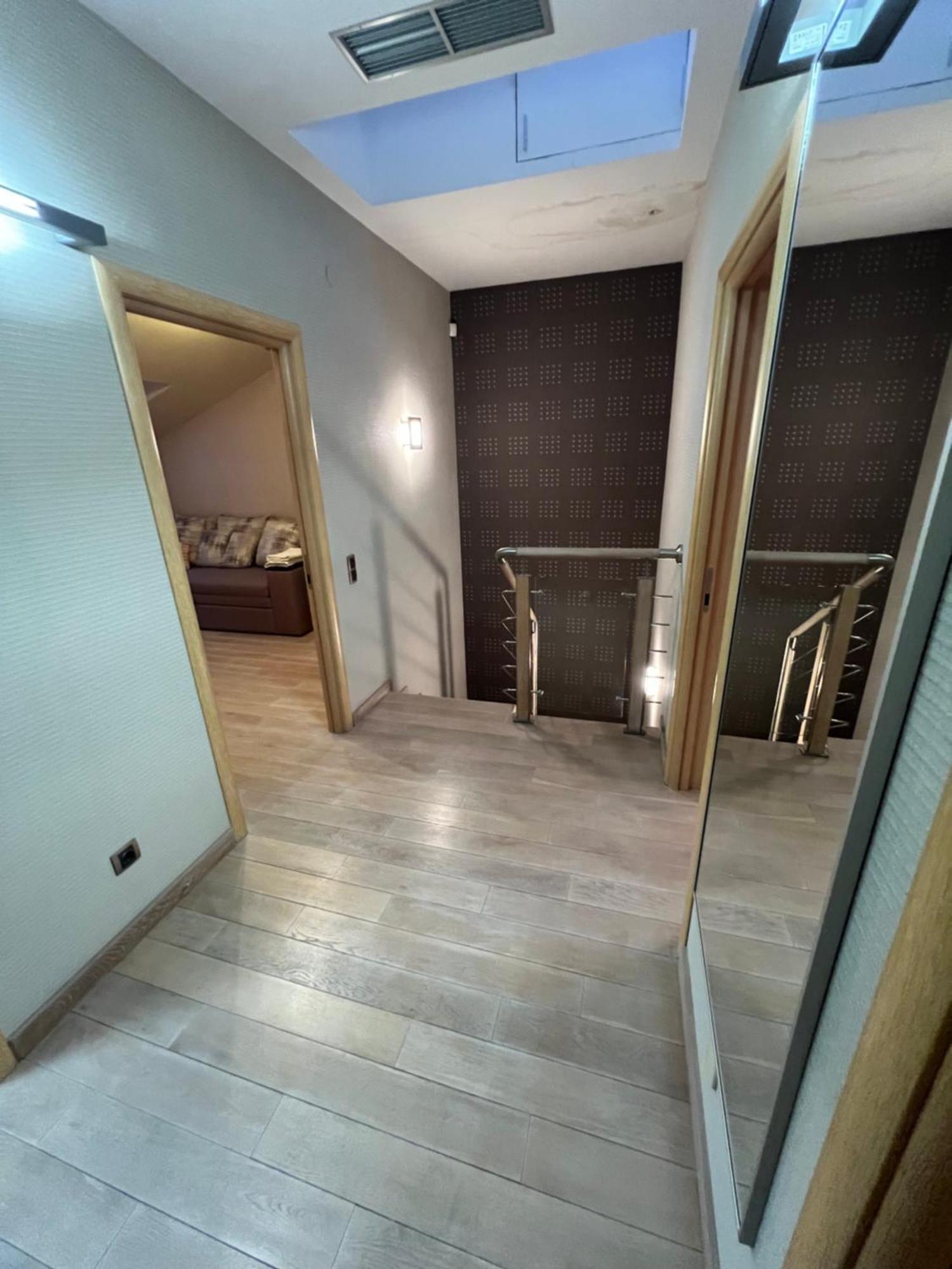Apartment On Arkhipenka With Panorama View リヴィウ エクステリア 写真
