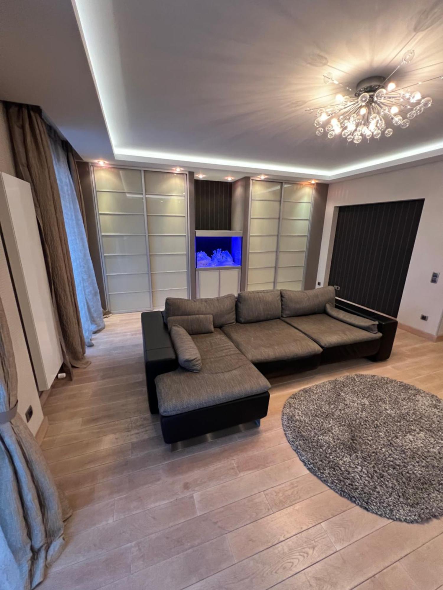 Apartment On Arkhipenka With Panorama View リヴィウ エクステリア 写真