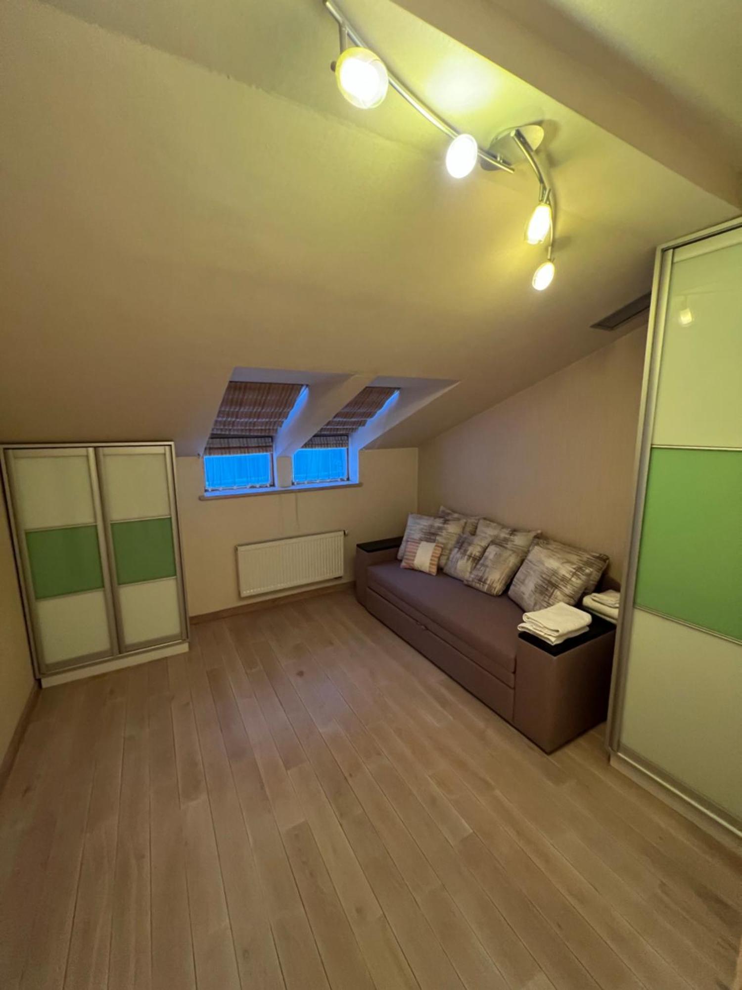 Apartment On Arkhipenka With Panorama View リヴィウ エクステリア 写真
