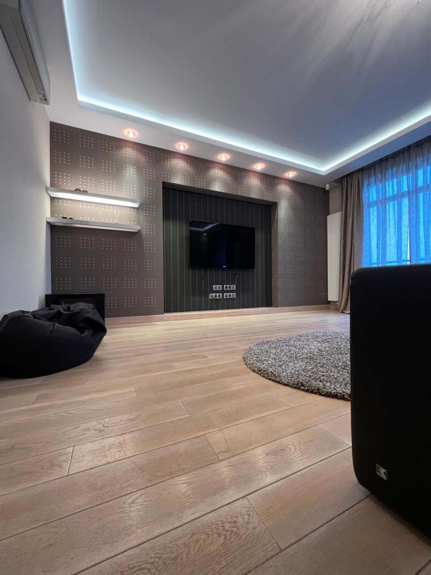 Apartment On Arkhipenka With Panorama View リヴィウ エクステリア 写真