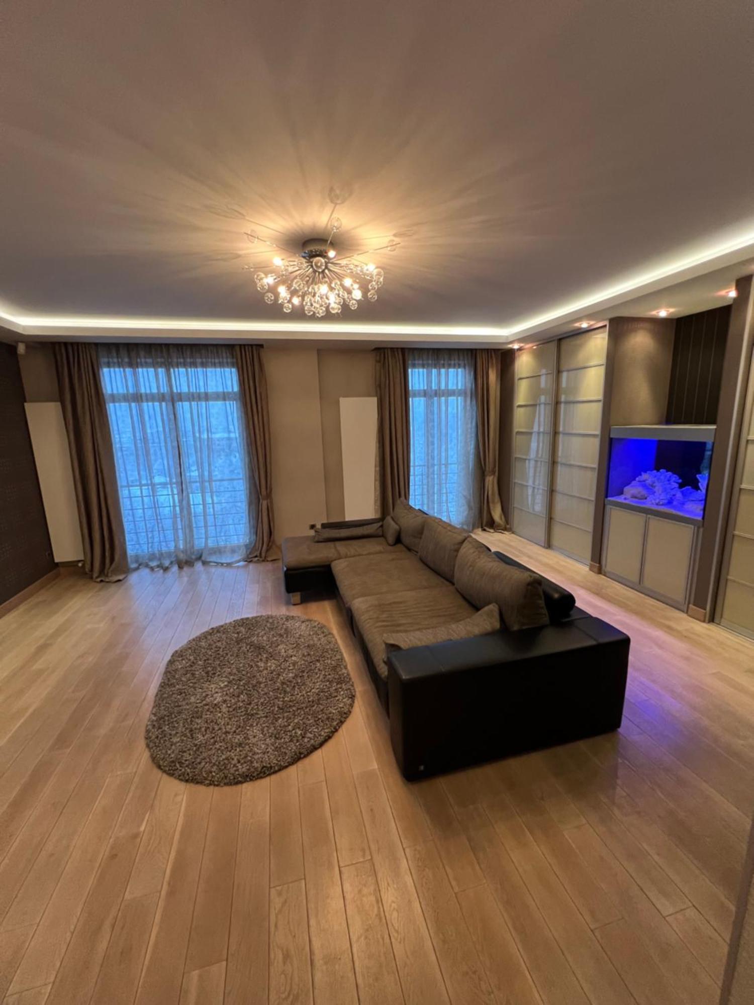 Apartment On Arkhipenka With Panorama View リヴィウ エクステリア 写真