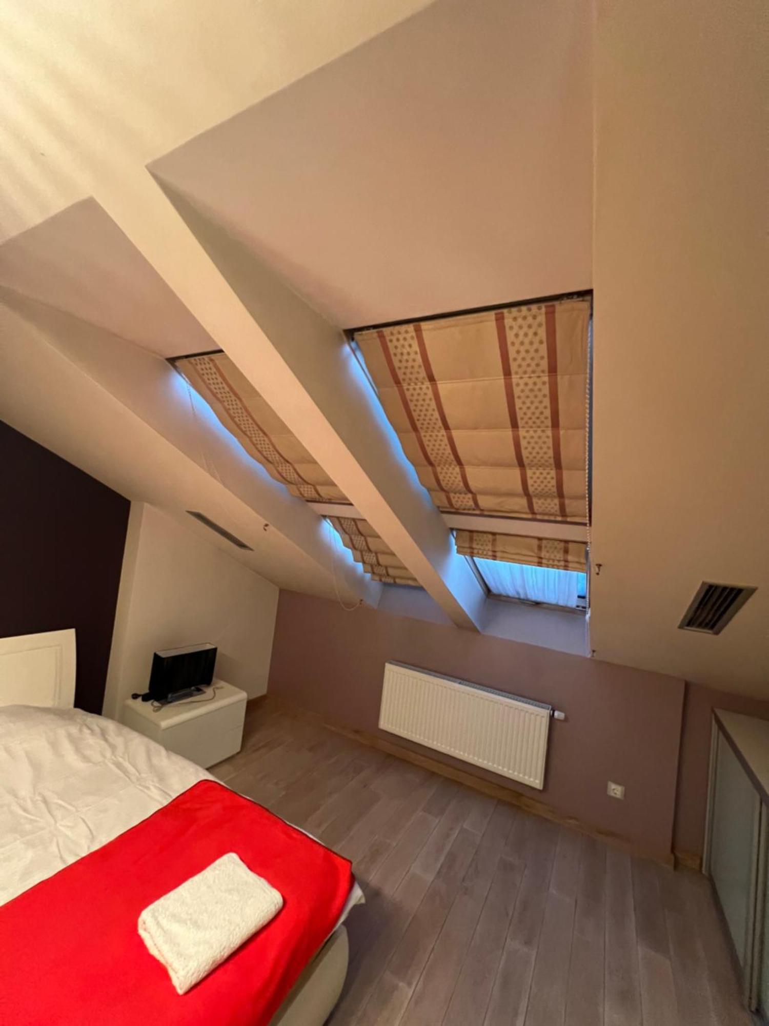 Apartment On Arkhipenka With Panorama View リヴィウ エクステリア 写真